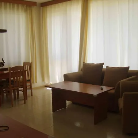 In Panorama Complex Apartment