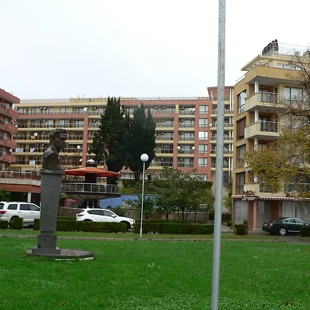 Apartment In Panorama Complex Nesebar